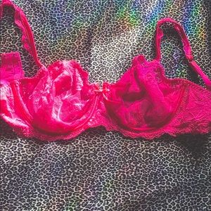 victoria’s secret hot pink brallette